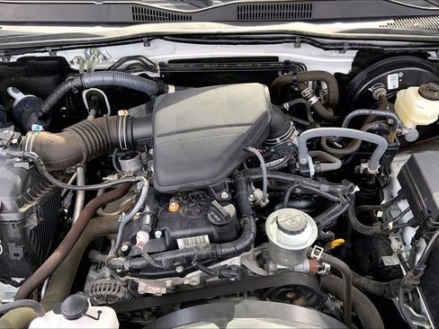 Used 2022 Toyota Tacoma SR w/ SX Package image 32