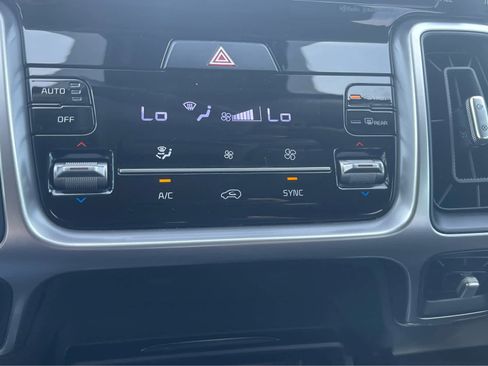 Used 2023 Kia Sorento X-Line EX image 15