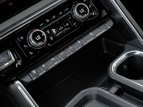 New 2026 GMC Sierra 2500 Denali w/ Denali Reserve Package image 36