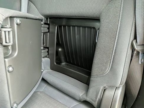 Used 2019 Chevrolet Silverado 1500 RST AWD/4WD image 19