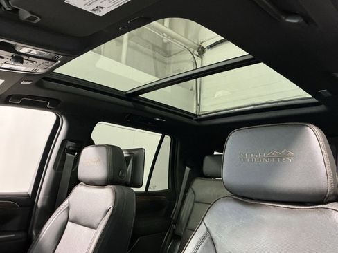Used 2023 Chevrolet Tahoe High Country AWD/4WD image 24