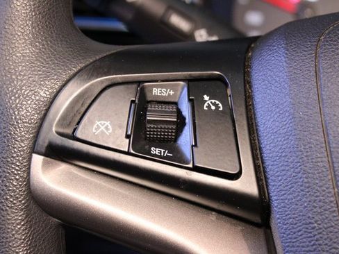 Used 2015 Chevrolet Malibu LT image 20