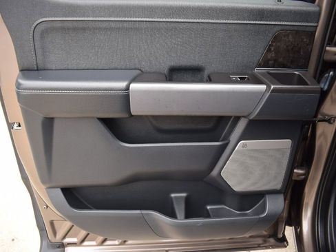 Used 2022 Ford F150 Lariat w/ Equipment Group 502A High image 10