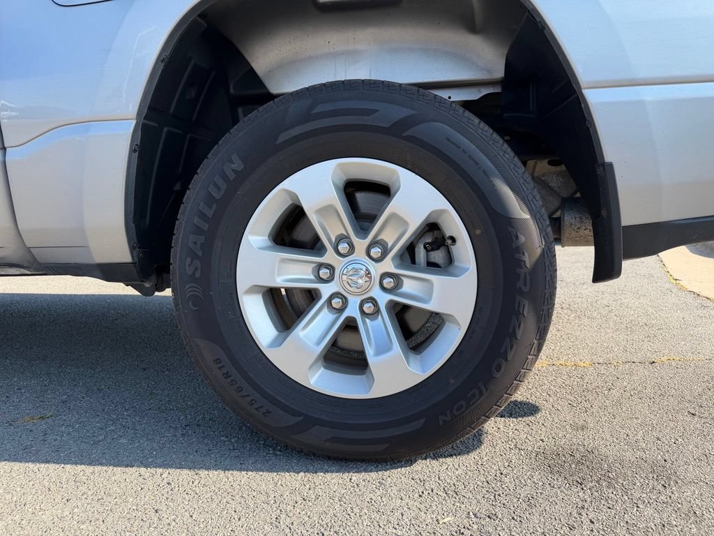 Used 2024 RAM 1500 Laramie AWD/4WD image 35