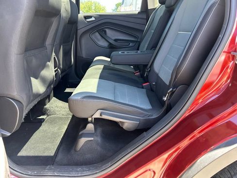 Used 2015 Ford Escape SE FWD image 34