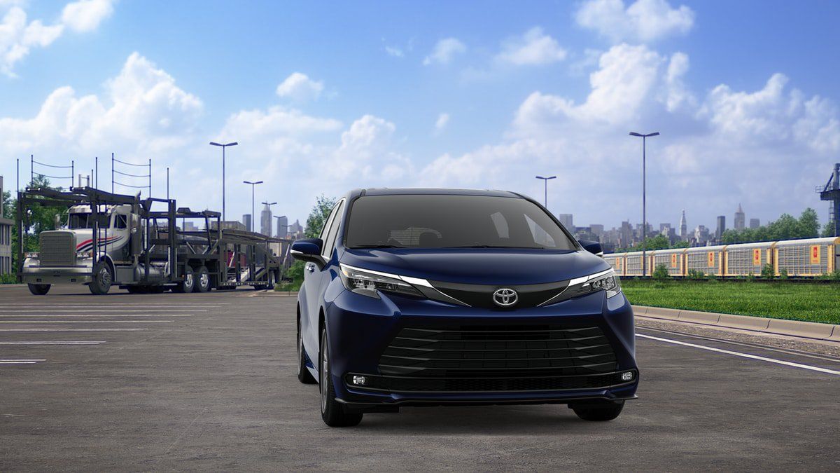 New 2026 Toyota Sienna XLE AWD/4WD image 16