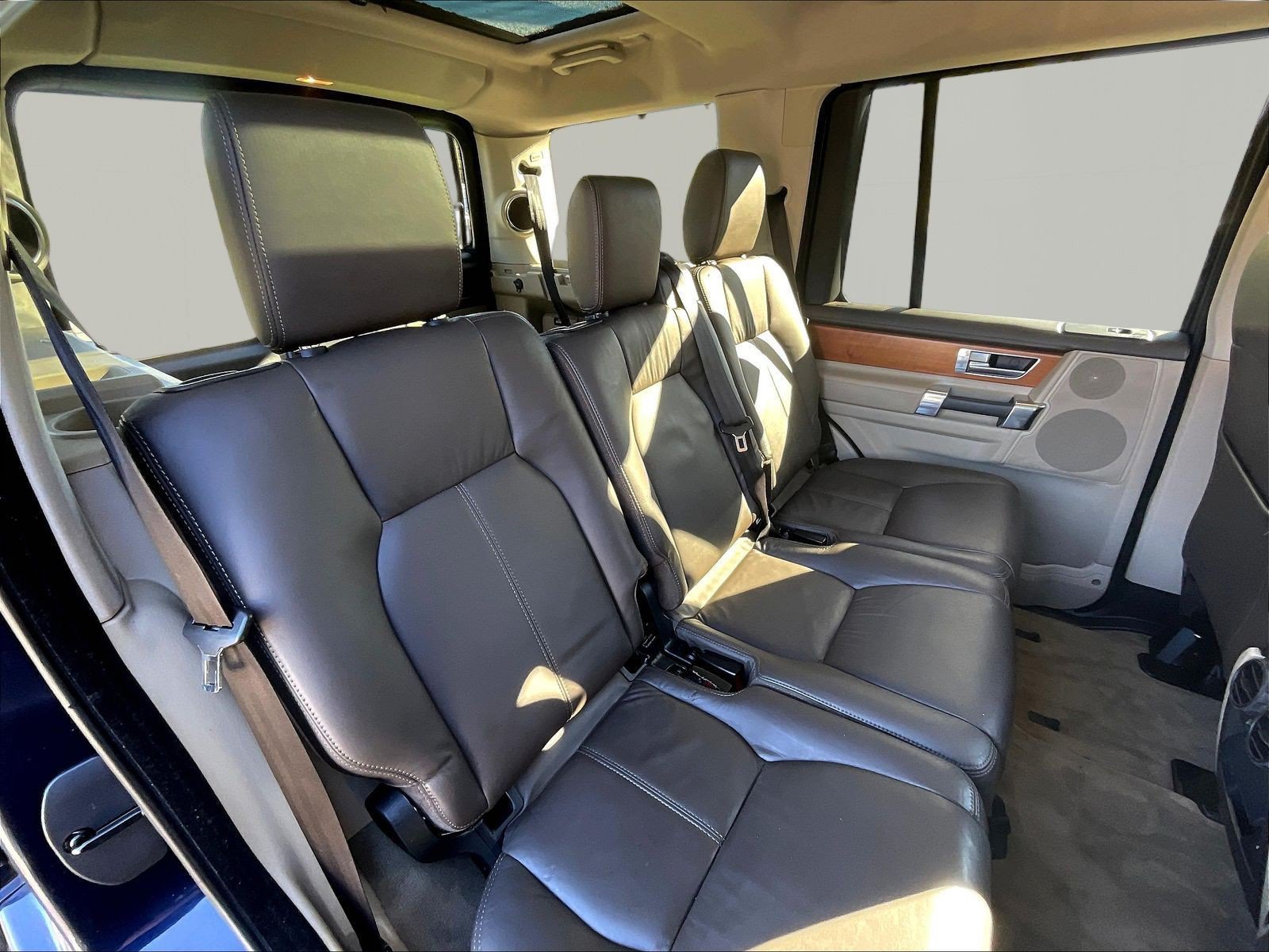 Used 2014 Land Rover LR4 HSE LUX AWD/4WD image 24