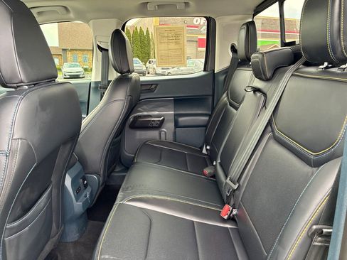 Used 2025 Ford Maverick Lobo AWD/4WD image 16