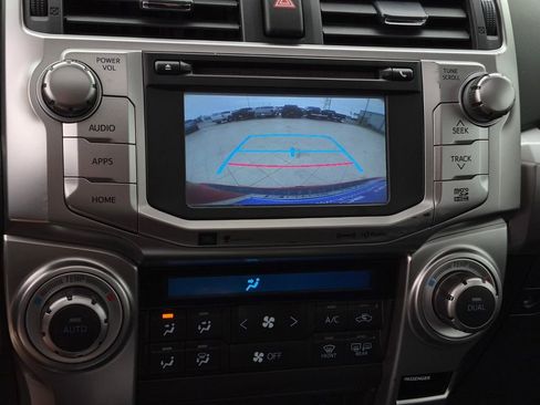 Used 2016 Toyota 4Runner Limited image 13