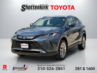 Used 2023 Toyota Venza XLE