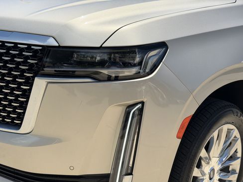 Certified 2023 Cadillac Escalade Premium Luxury AWD/4WD image 8