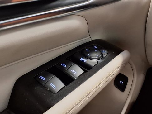 Certified 2022 Cadillac CT4 Luxury RWD image 32