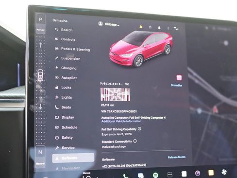 Used 2023 Tesla Model X Plaid image 24