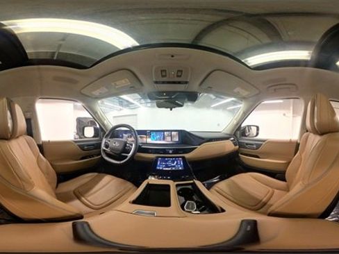 Used 2025 INFINITI QX80 Sensory image 41