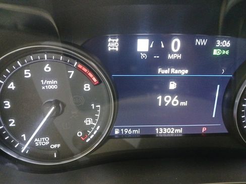 Certified 2025 Cadillac XT5 Premium Luxury w/ Technology Package AWD/4WD image 23
