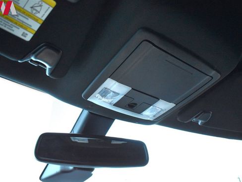 Used 2019 Ford Explorer Limited w/ Ford Safe & Smart Package image 18