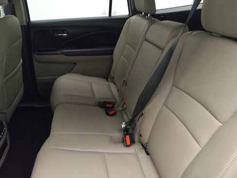 Used 2017 Honda Pilot EX-L image 18