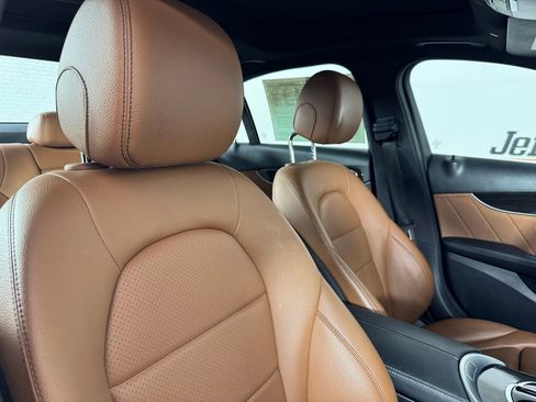 Used 2020 Mercedes-Benz C 300 Sedan image 40