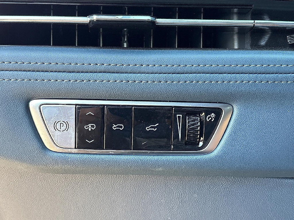 New 2025 Cadillac Escalade IQ Sport 2 AWD/4WD image 14