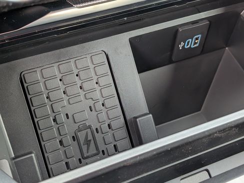 New 2026 Ford F250 Platinum image 19