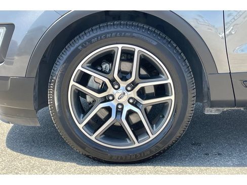 Used 2017 Ford Explorer Sport AWD/4WD image 46