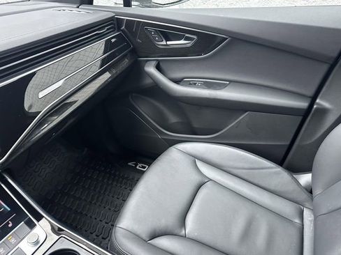 Used 2023 Audi Q7 2.0T Premium w/ Convenience Package image 34