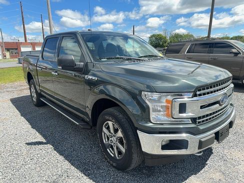 Used 2018 Ford F150 XLT w/ Equipment Group 302A Luxury AWD/4WD image 4