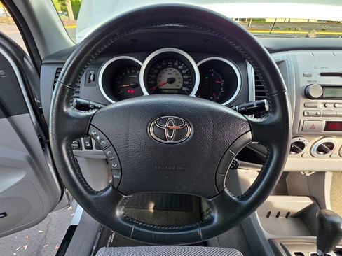 Used 2006 Toyota Tacoma 4x4 Double Cab image 38
