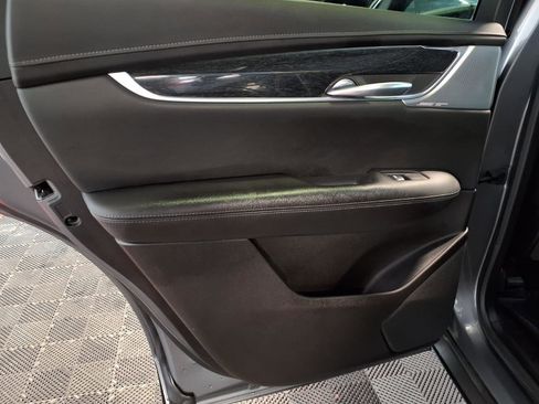 Used 2021 Cadillac XT5 Premium Luxury image 15