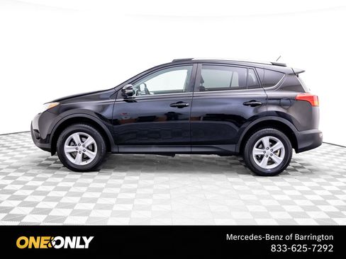 Used 2013 Toyota RAV4 XLE AWD/4WD image 2
