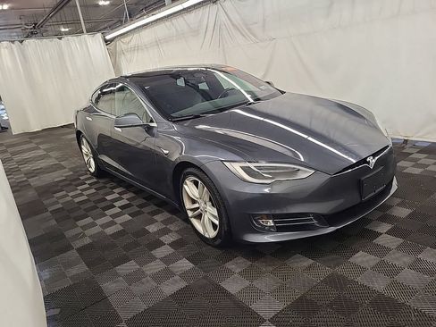 Used 2017 Tesla Model S 75D AWD/4WD image 3