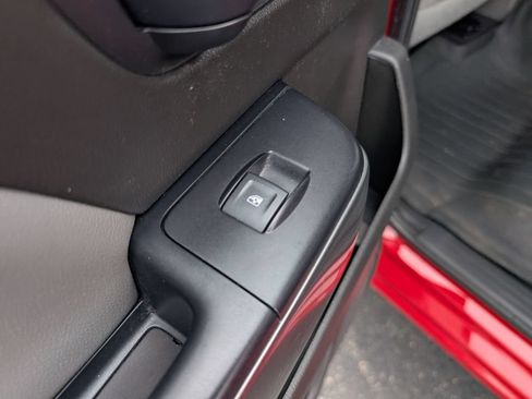Used 2018 Chevrolet Silverado 1500 LT w/ All Star Edition AWD/4WD image 13