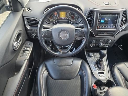 Used 2020 Jeep Cherokee Trailhawk w/ Cold Weather Group image 3