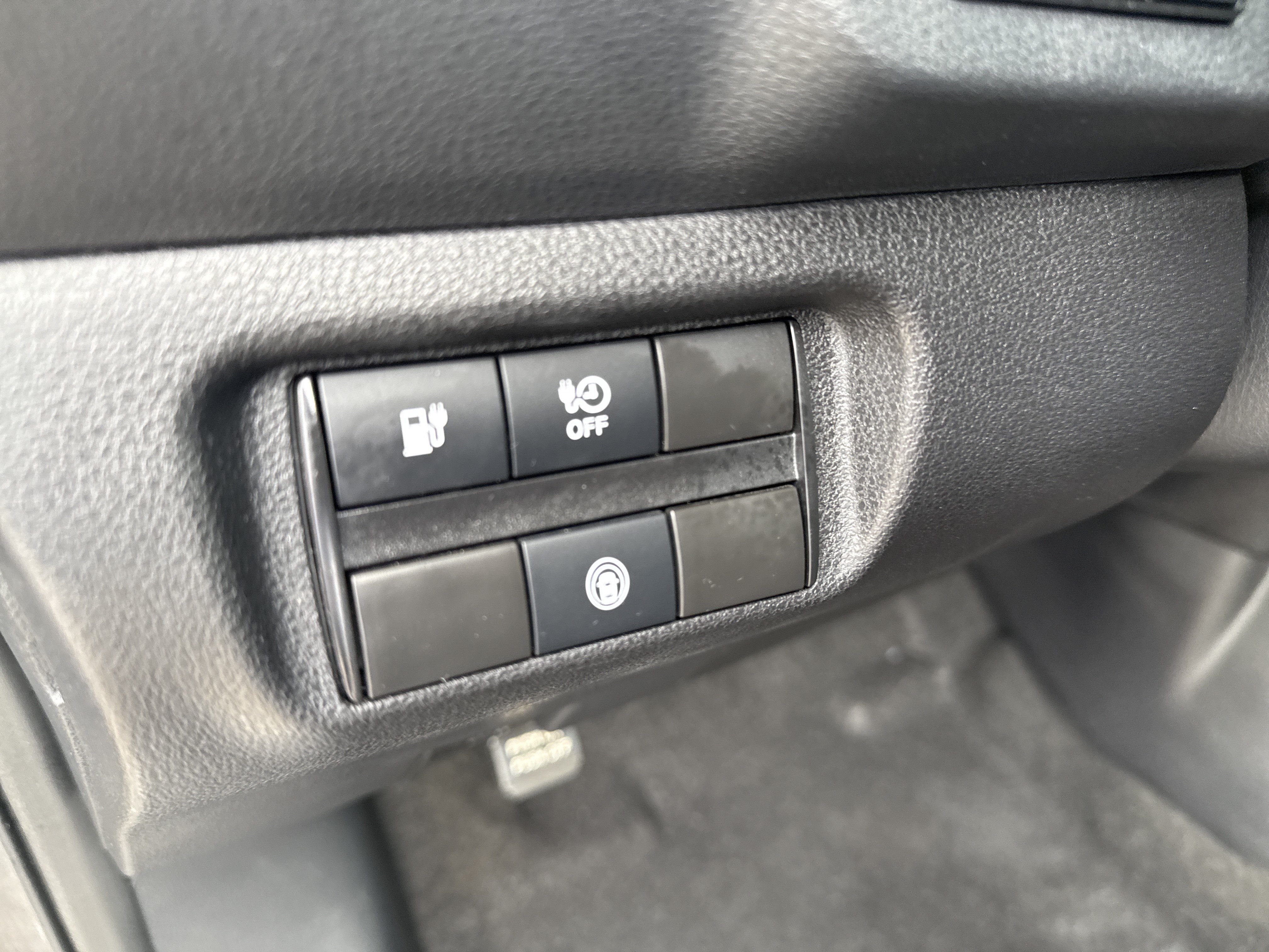 Certified 2025 Nissan Leaf S FWD image 16