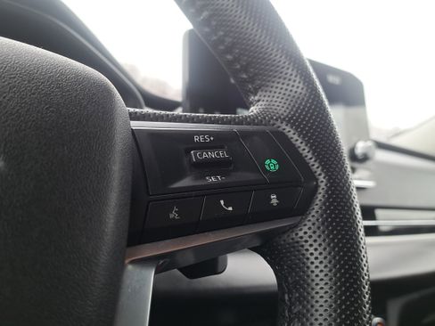 Used 2024 Mitsubishi Outlander SE image 27