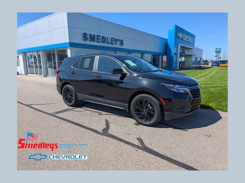 Used 2024 Chevrolet Equinox LS w/ LS Convenience Package FWD image 1