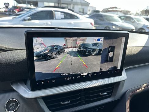 Used 2025 Ford Explorer ST-Line image 17