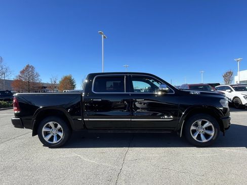 Used 2022 RAM 1500 Limited w/ Body-Colour Bumper Group image 8