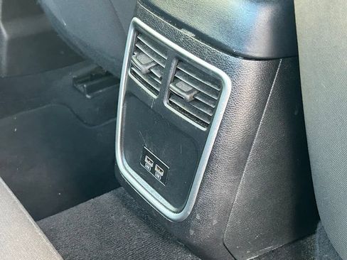 Used 2023 Dodge Charger SXT RWD image 33