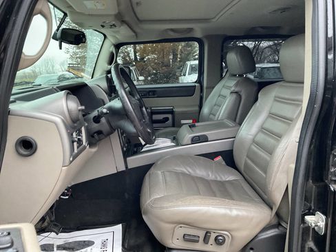 Used 2003 HUMMER H2 w/ Preferred Equipment Group image 12