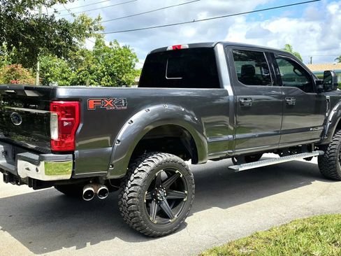 Used 2017 Ford F350 Lariat w/ Lariat Ultimate Package AWD/4WD image 12