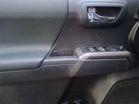 Certified 2023 Toyota Tacoma TRD Sport image 12