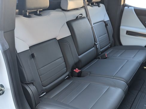 Used 2022 GMC Hummer EV Edition 1 w/ LPO, Illumination Package image 20