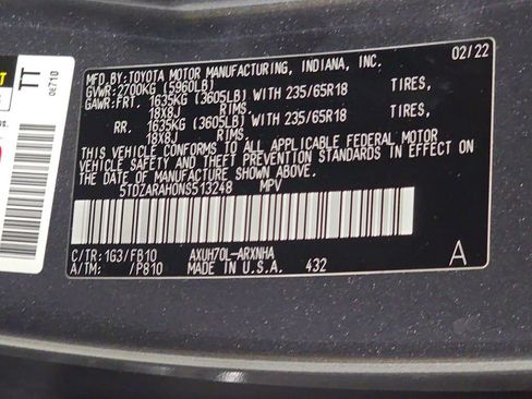 Used 2022 Toyota Highlander LE image 32