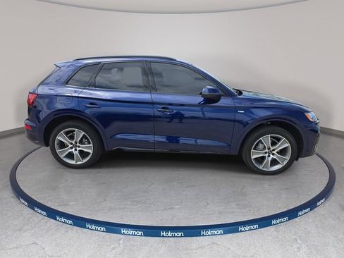 Used 2025 Audi Q5 2.0T Premium w/ Convenience Plus Package AWD/4WD image 5