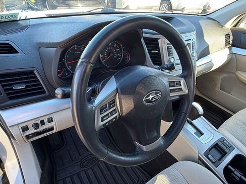 Used 2014 Subaru Outback 2.5i Premium image 31