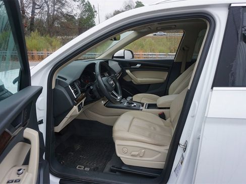 Used 2019 Audi Q5 2.0T Premium image 2