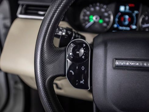 Used 2020 Land Rover Range Rover Velar S AWD/4WD image 35