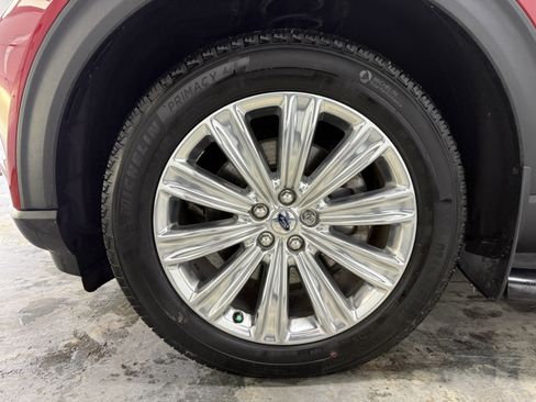 Used 2021 Ford Explorer Limited image 30