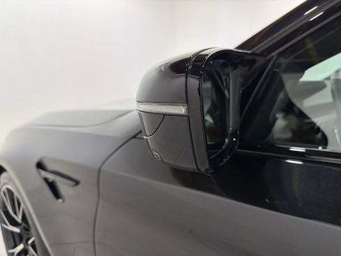 Certified 2022 BMW M5 w/ Competition Package image 9